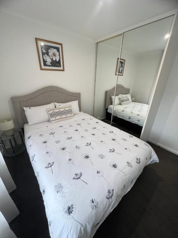 Adelaide Cbd Apartment - 3Br, 2Bath & Carpark Exterior photo